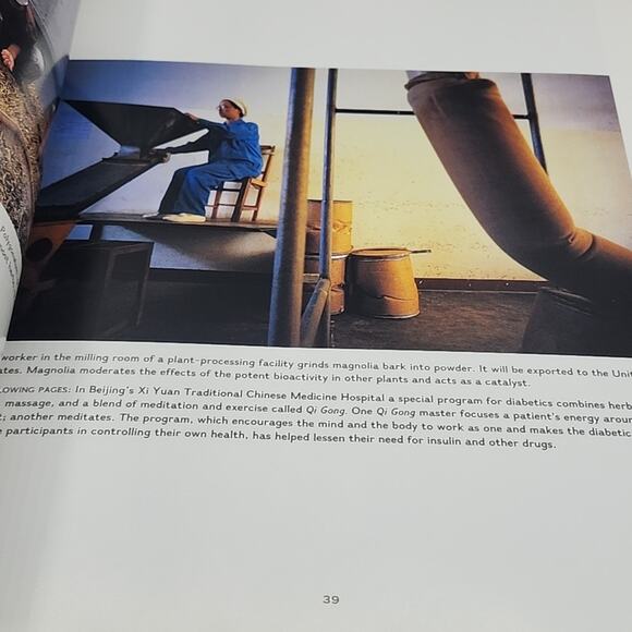 Natures Medicine Plants That Heal: a Chronicle of Mankind's Search for Healing - Picture 6 of 12